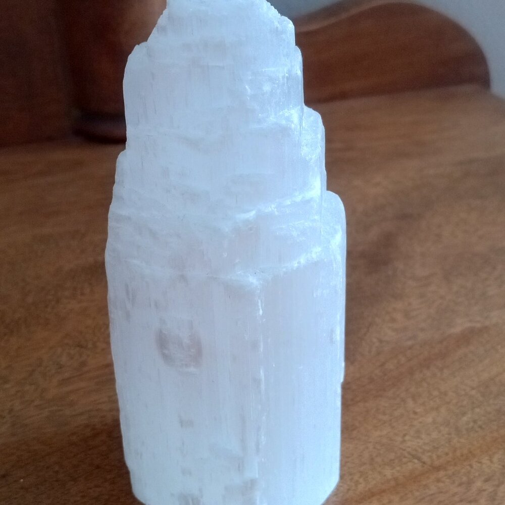 4 1/4 " Selenite Satin Spar Crystal Tower